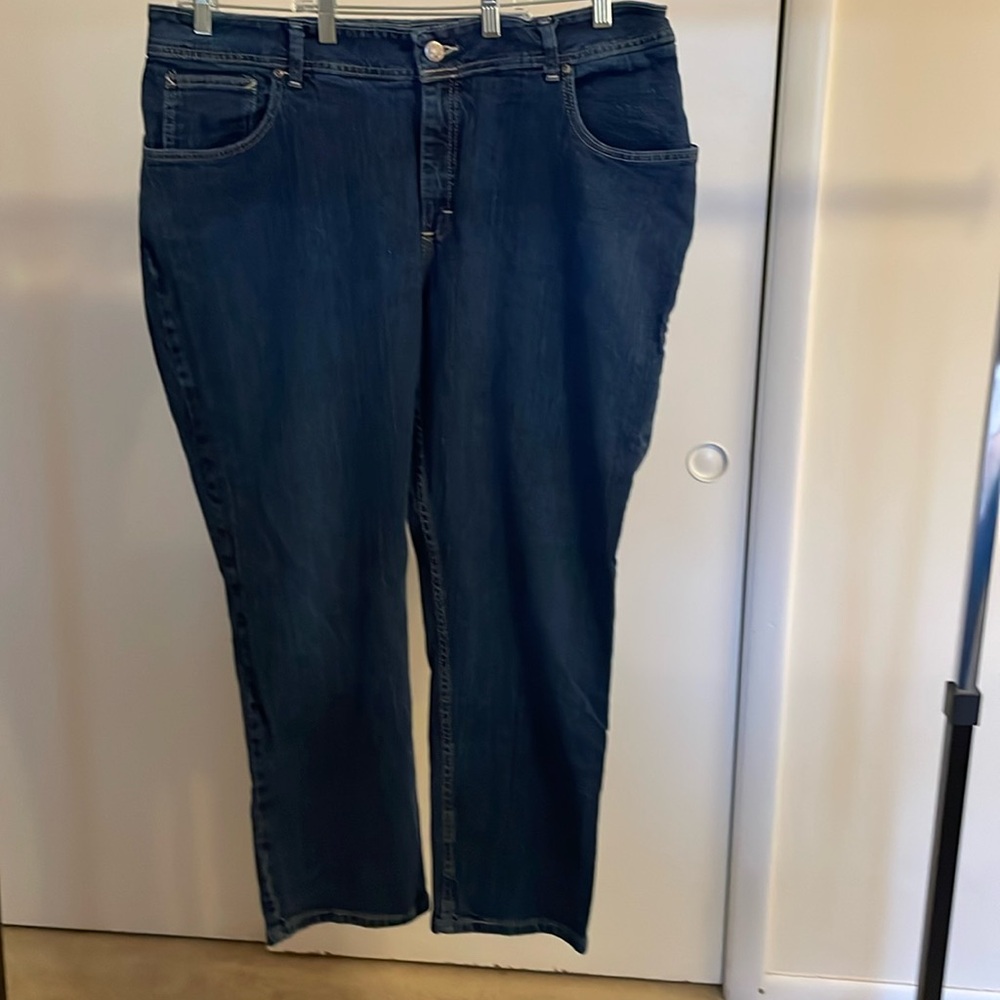 Lee Riders- plus size 22W P Straight dark wash jeans. EUC.